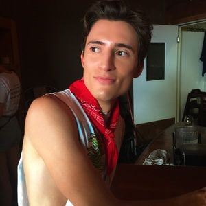 Meet your Posher, Jordan